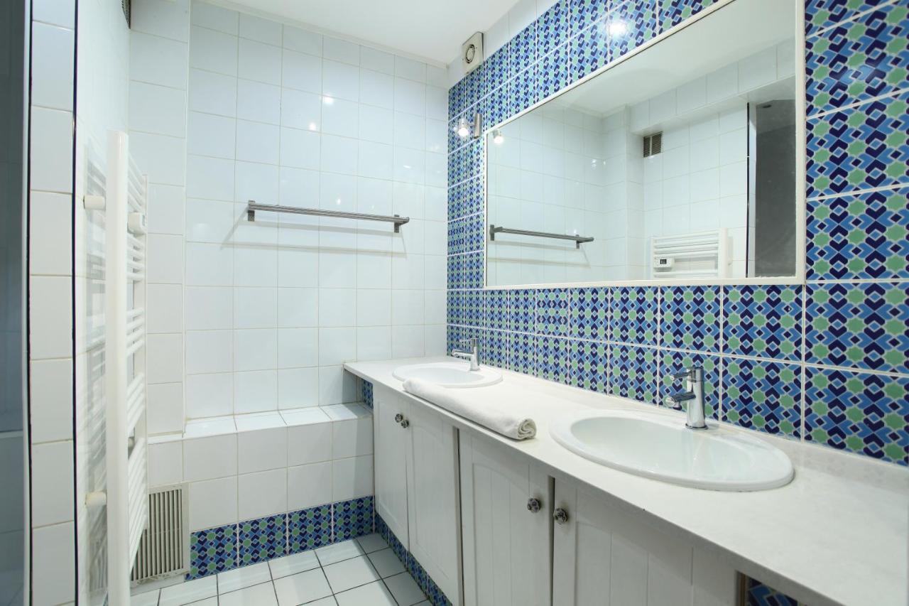 Apartment Saint Germain Des Pres By Studio Prestige Paris Bagian luar foto