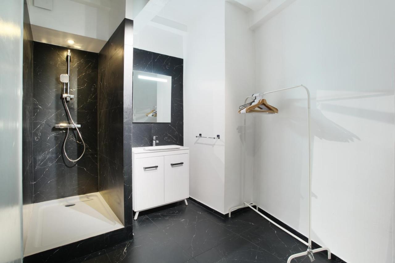 Apartment Saint Germain Des Pres By Studio Prestige Paris Bagian luar foto