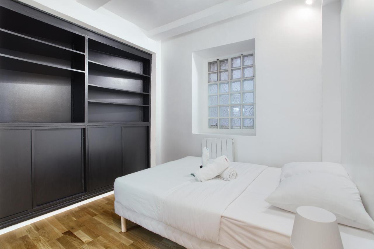 Apartment Saint Germain Des Pres By Studio Prestige Paris Bagian luar foto